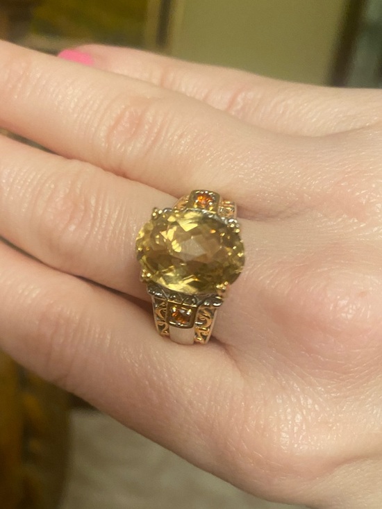 Jewelry - ✨💛Elegant Sterling Gemstone Ring!💛✨